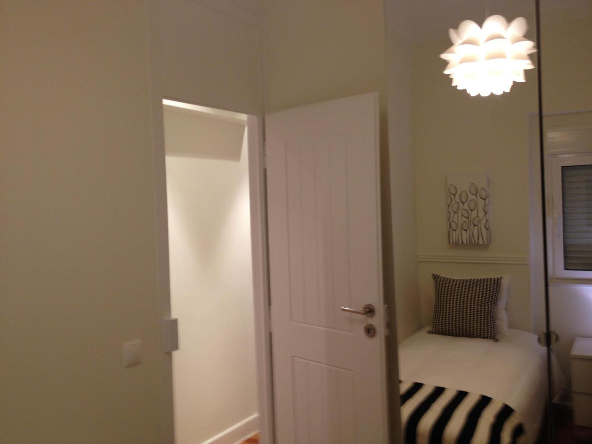 Unique Monsanto View 2 Bedrooms In Campolide Apartamento Lisboa